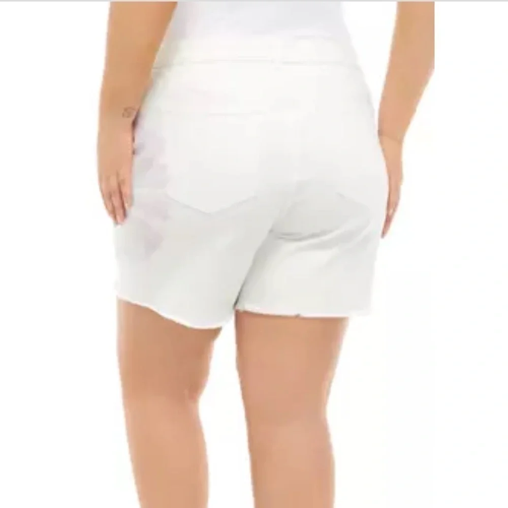 Wonderly Plus Size Midrise Relaxed Midi Denim Shorts White Size 20